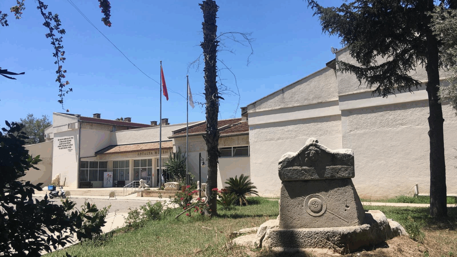 MoMo at Risk – Antalya Archaeology Museum